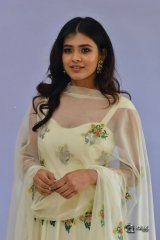 Heeba Patel at 24 Kisses Trailer Launch